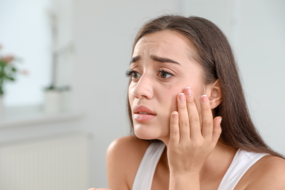 woman's face looking worse once dermal filler wore off